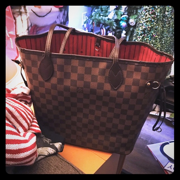 Louis Vuitton Neverfull MM - Picture 1 of 8